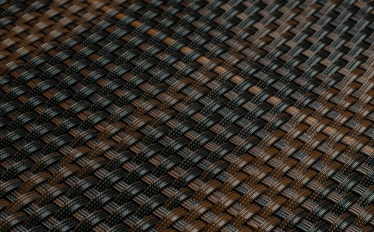 Mata technorattanowa 100 x 300 cm ciemny / jasny brąz